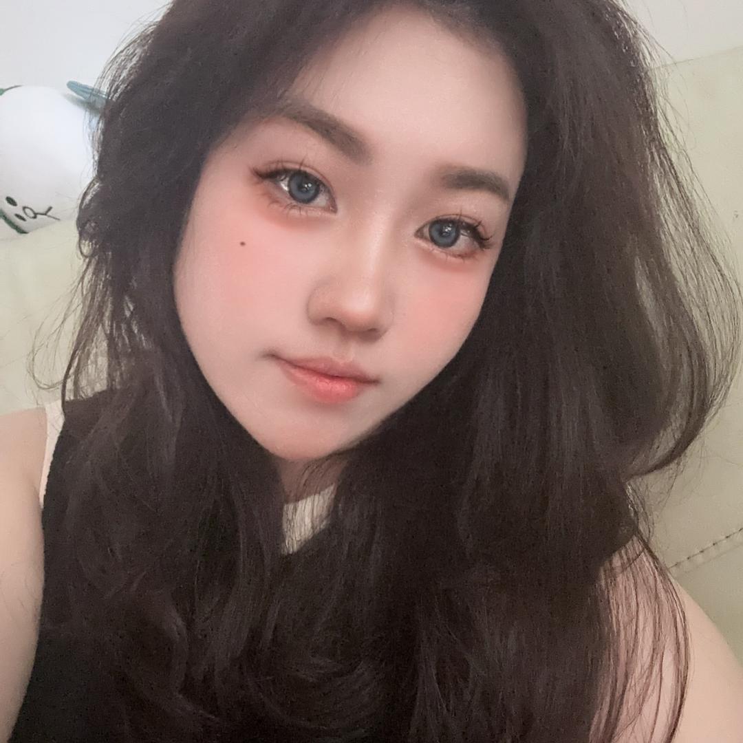 嗯哼
