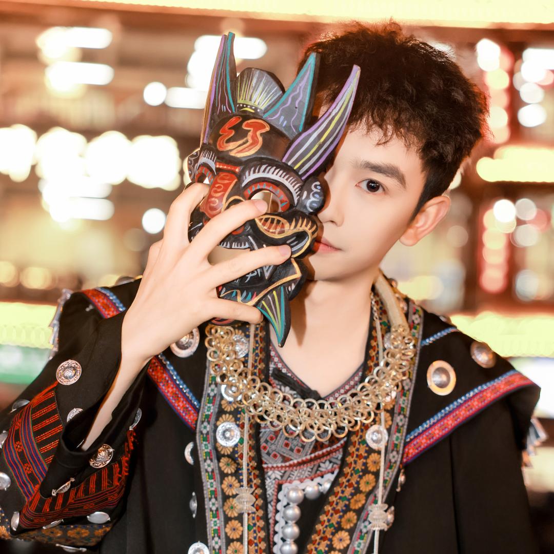 恒基旭辉中心谢同学