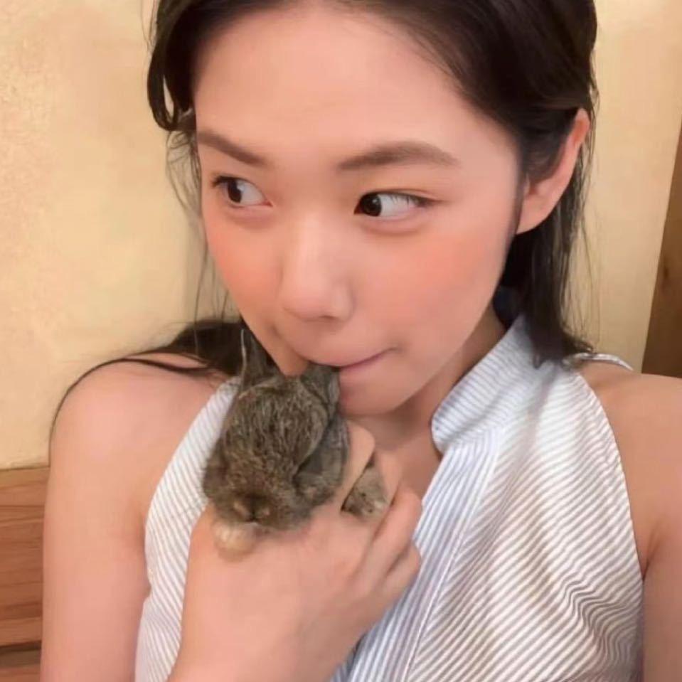 一个moment就足够