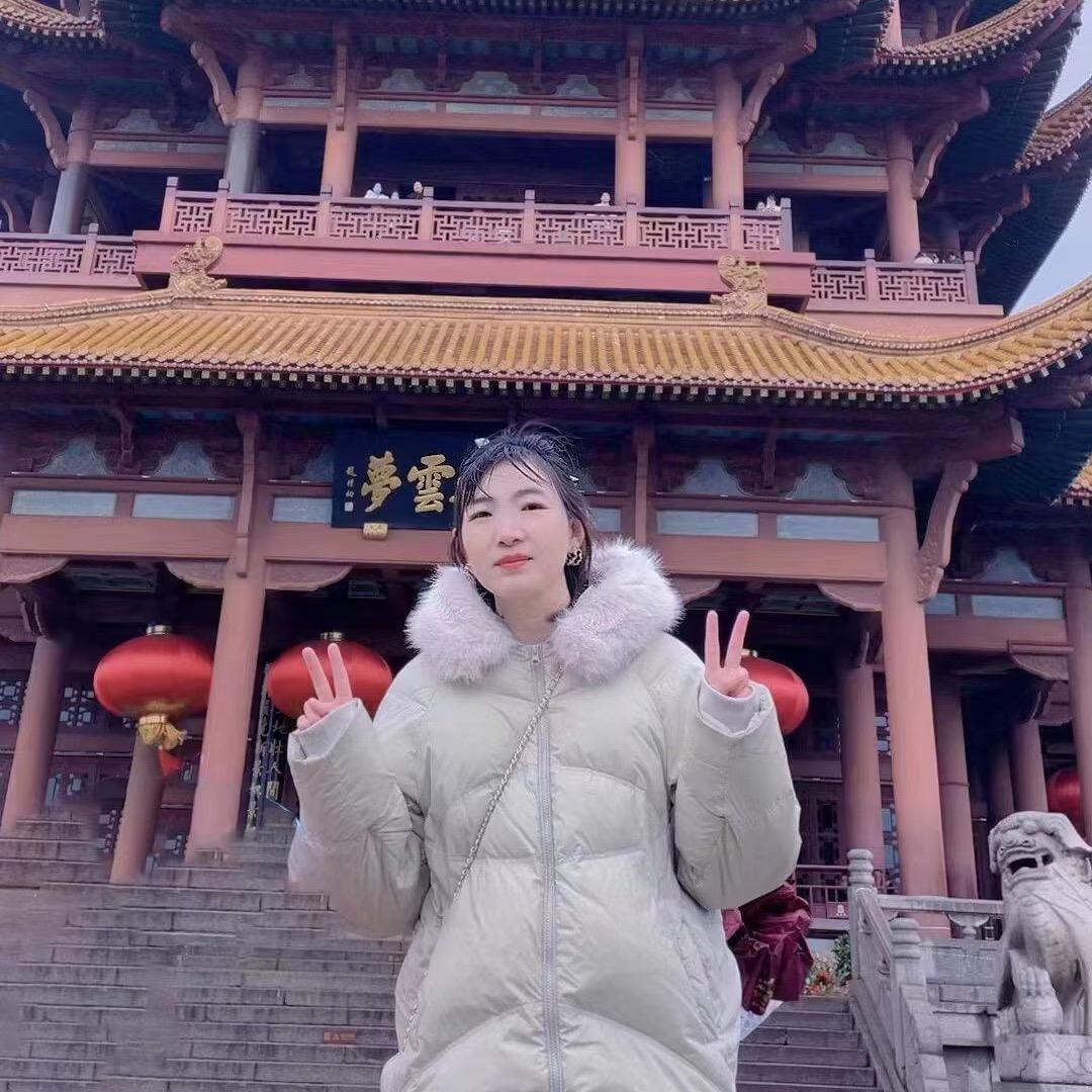 衣姐（在广东打螺丝）