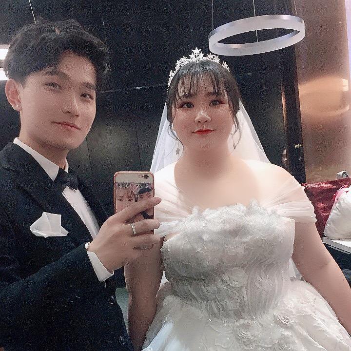 娇超夫妇