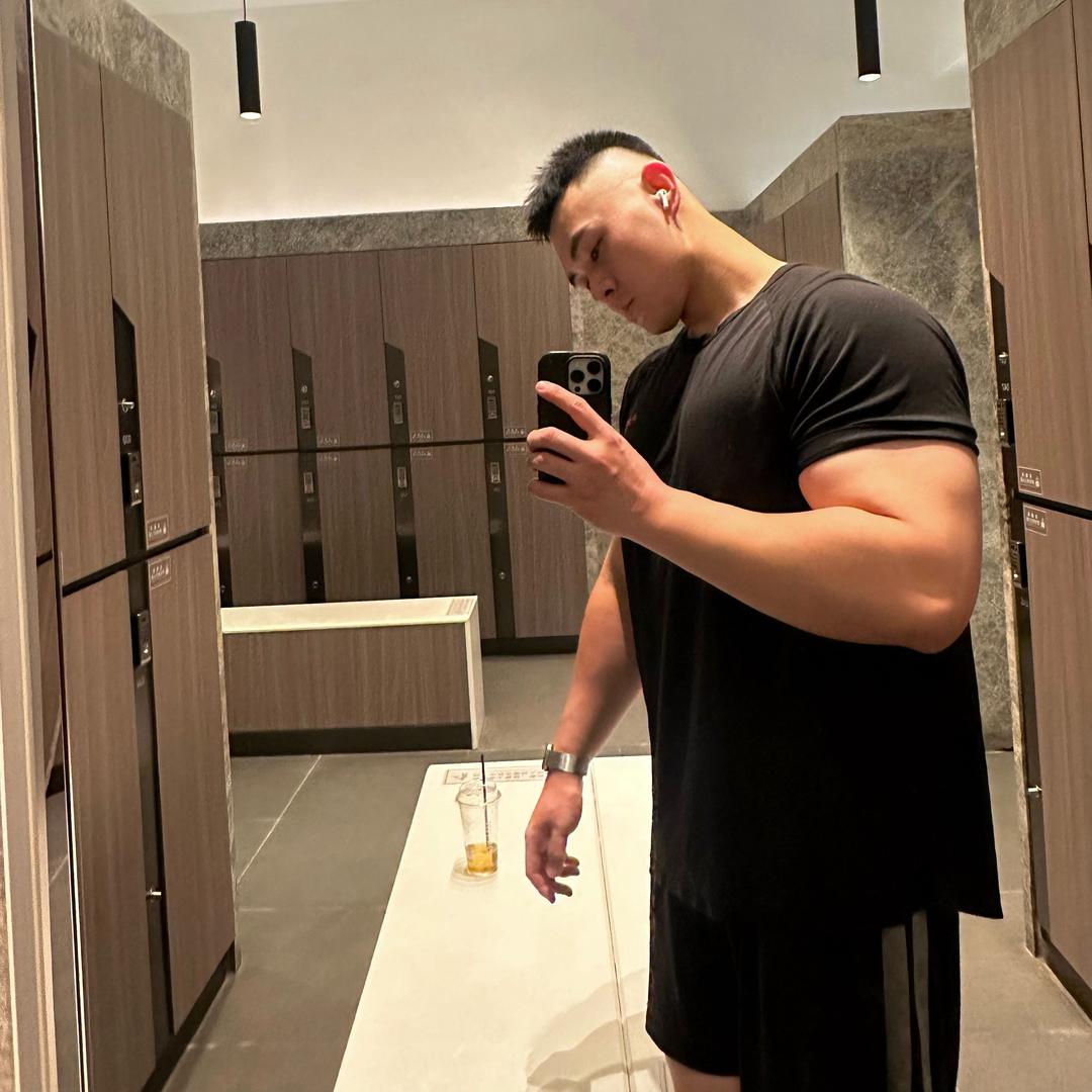 爱健身的Ken