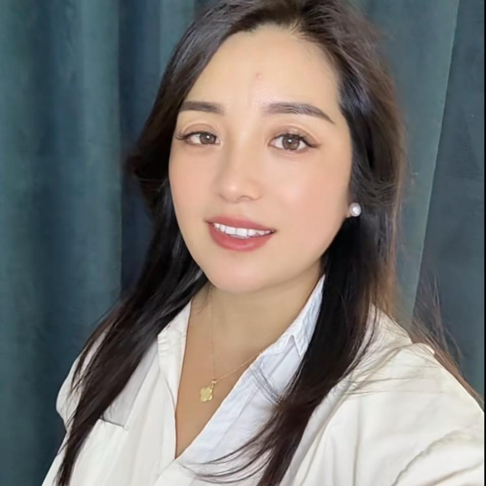 王妞