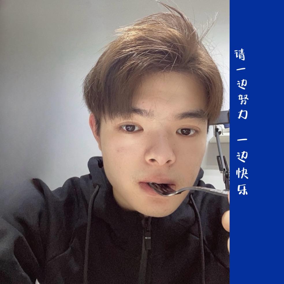 提拉米苏摆摊日记