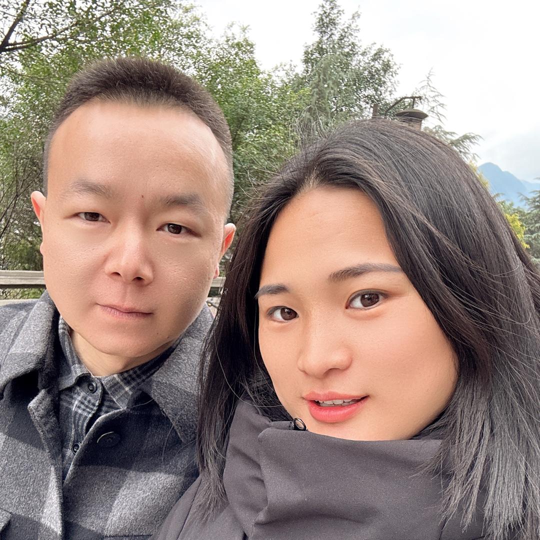 茅台镇-老张小李