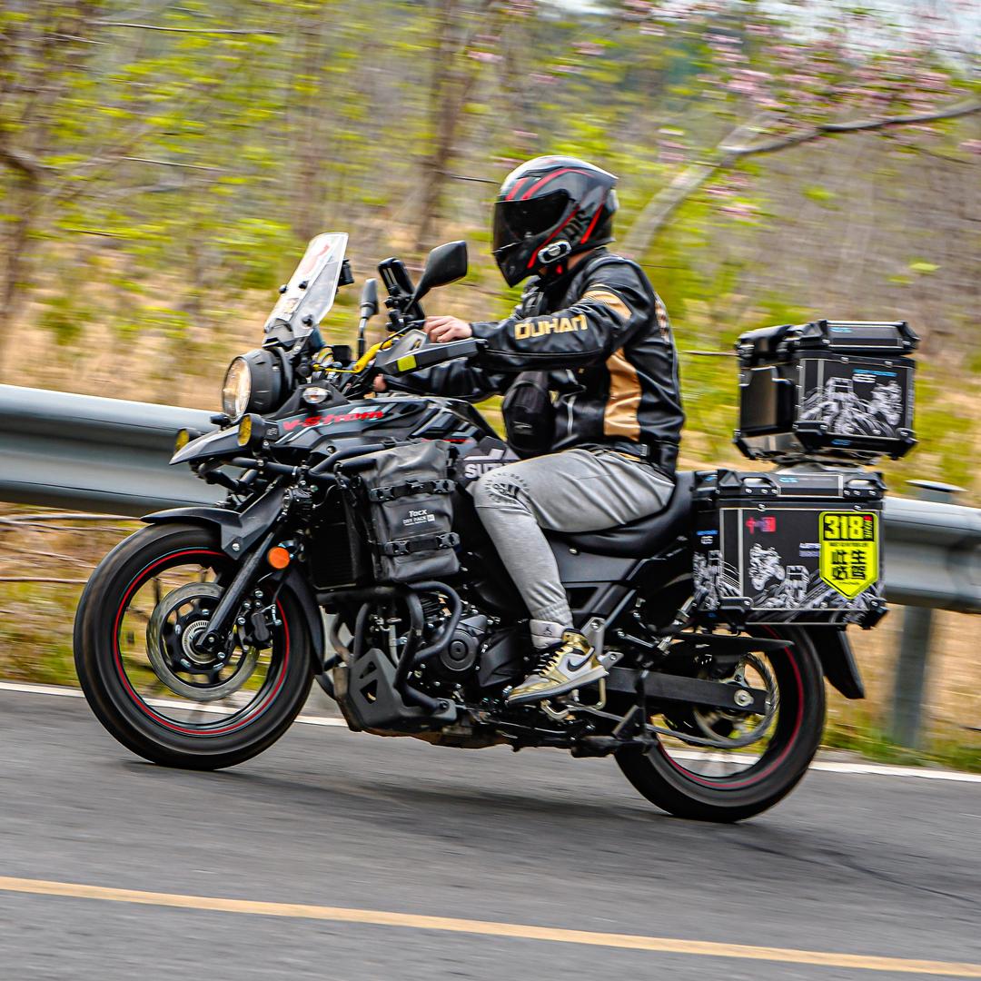 摩旅狼人（逆袭男狼）