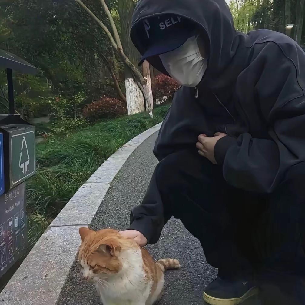 @帅死自己不是罪