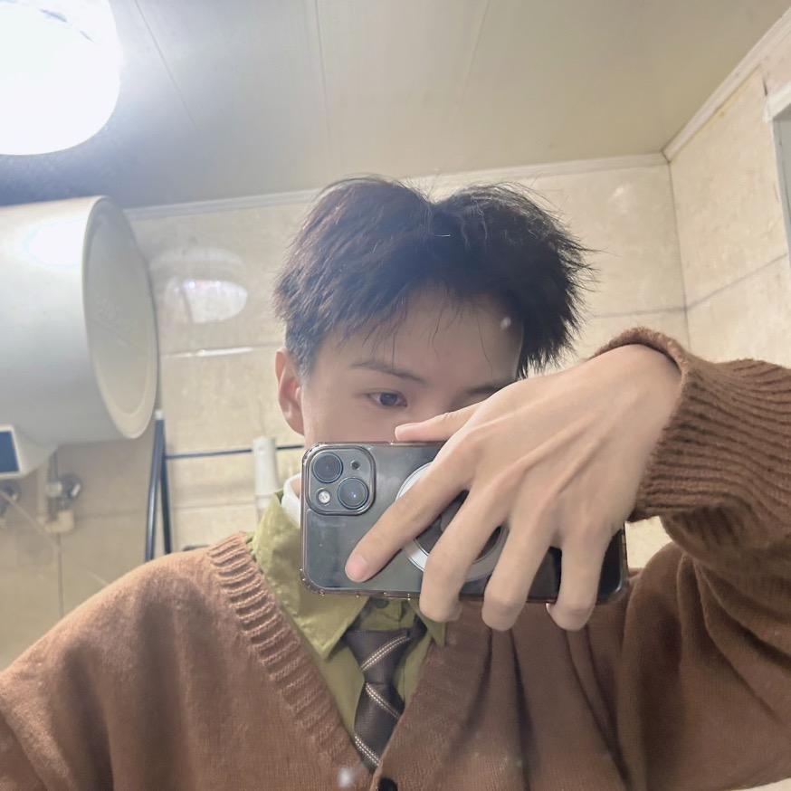 莫名