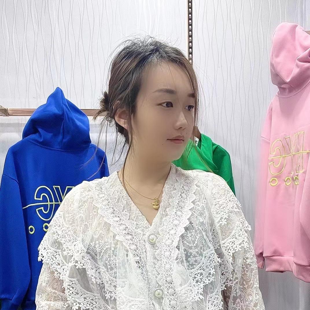 想想服饰工厂店