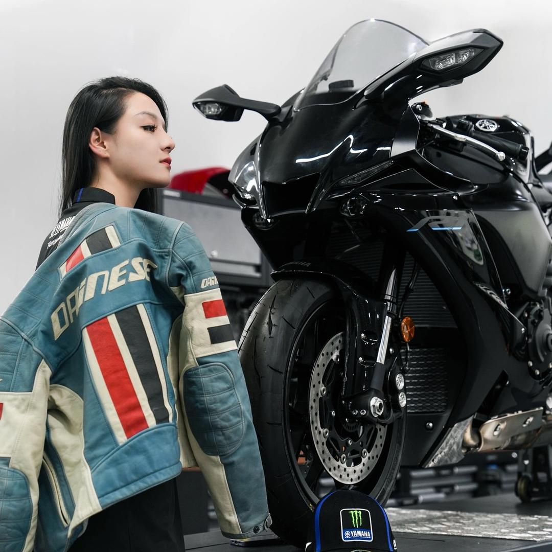 一只小老虎🏍️