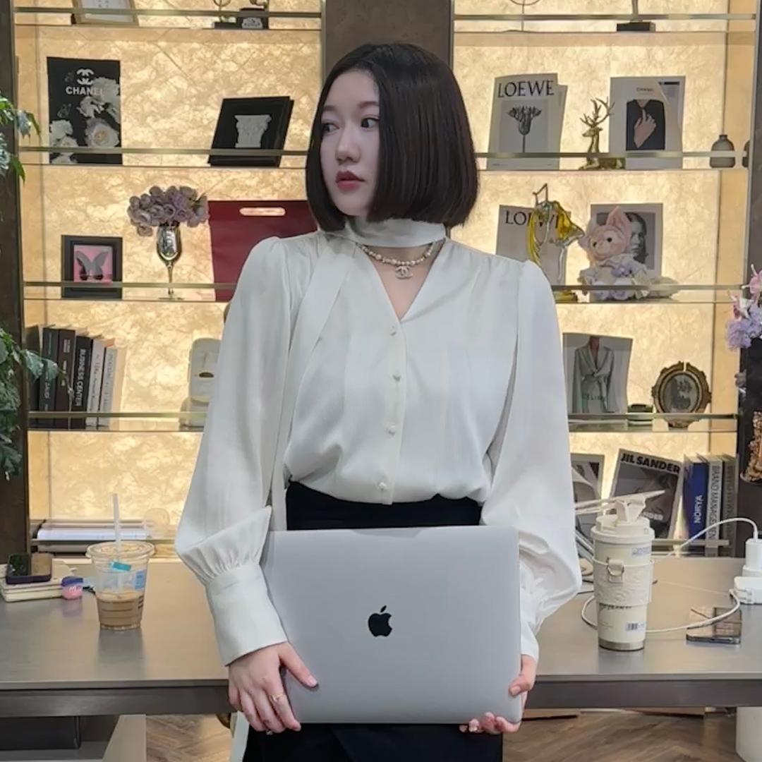 半个斌（领📒进群除了此号都是骗子）