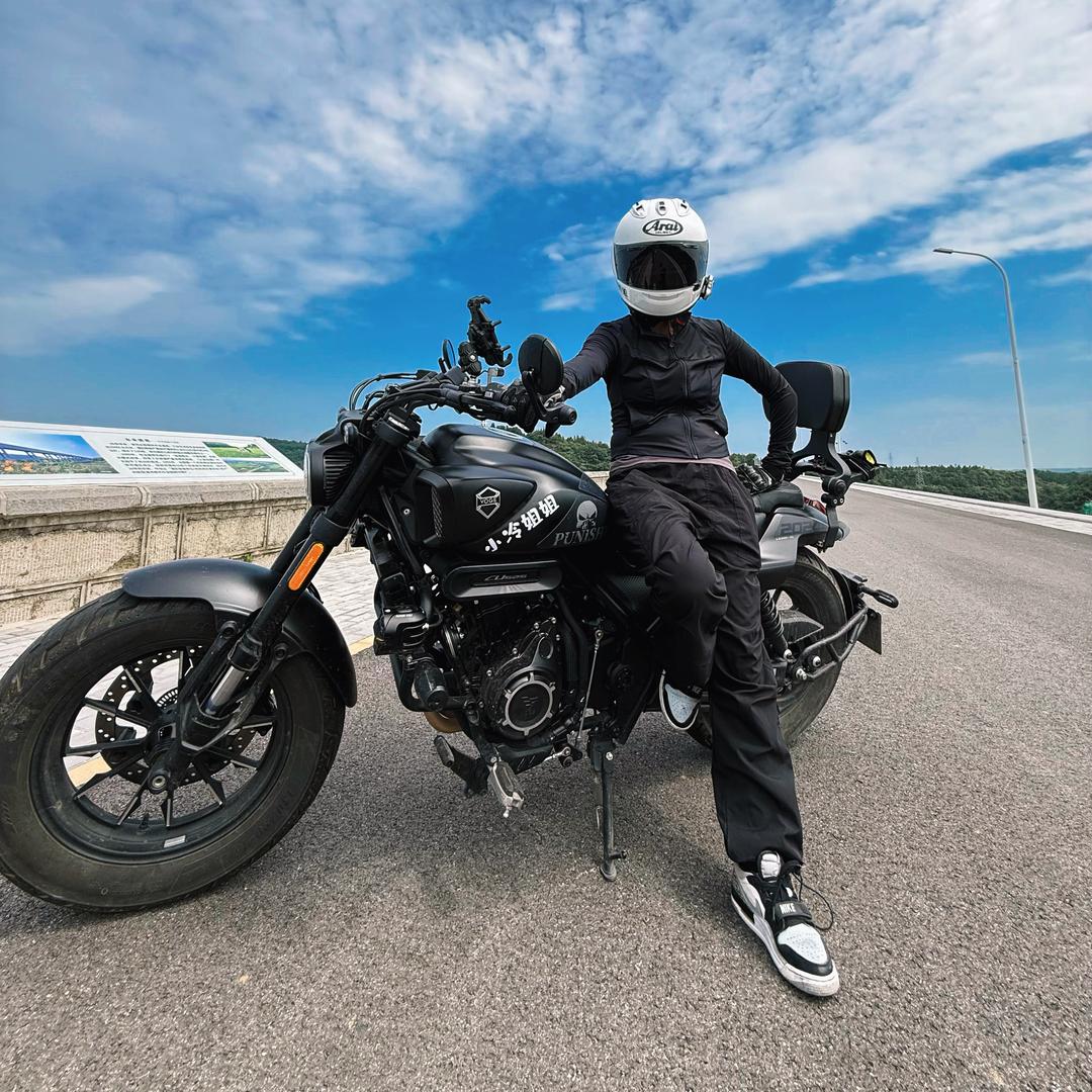 早晚二两氿小冷姐姐