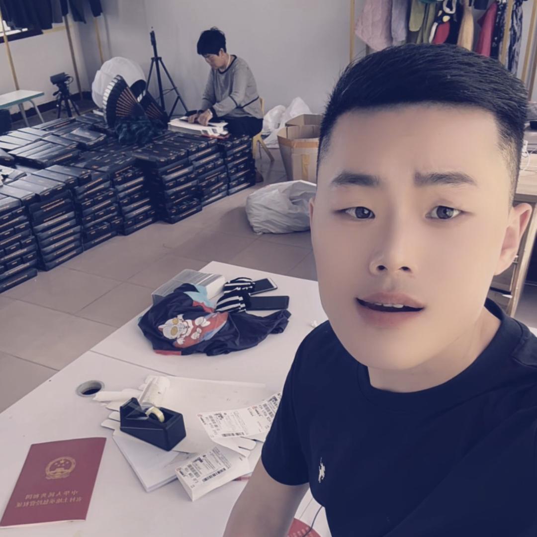爱贝服饰