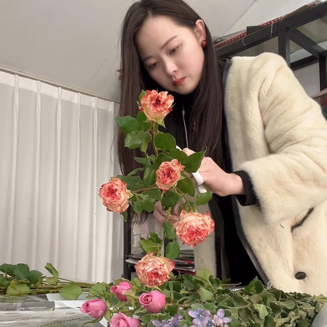 花兮沐♐️倩哥