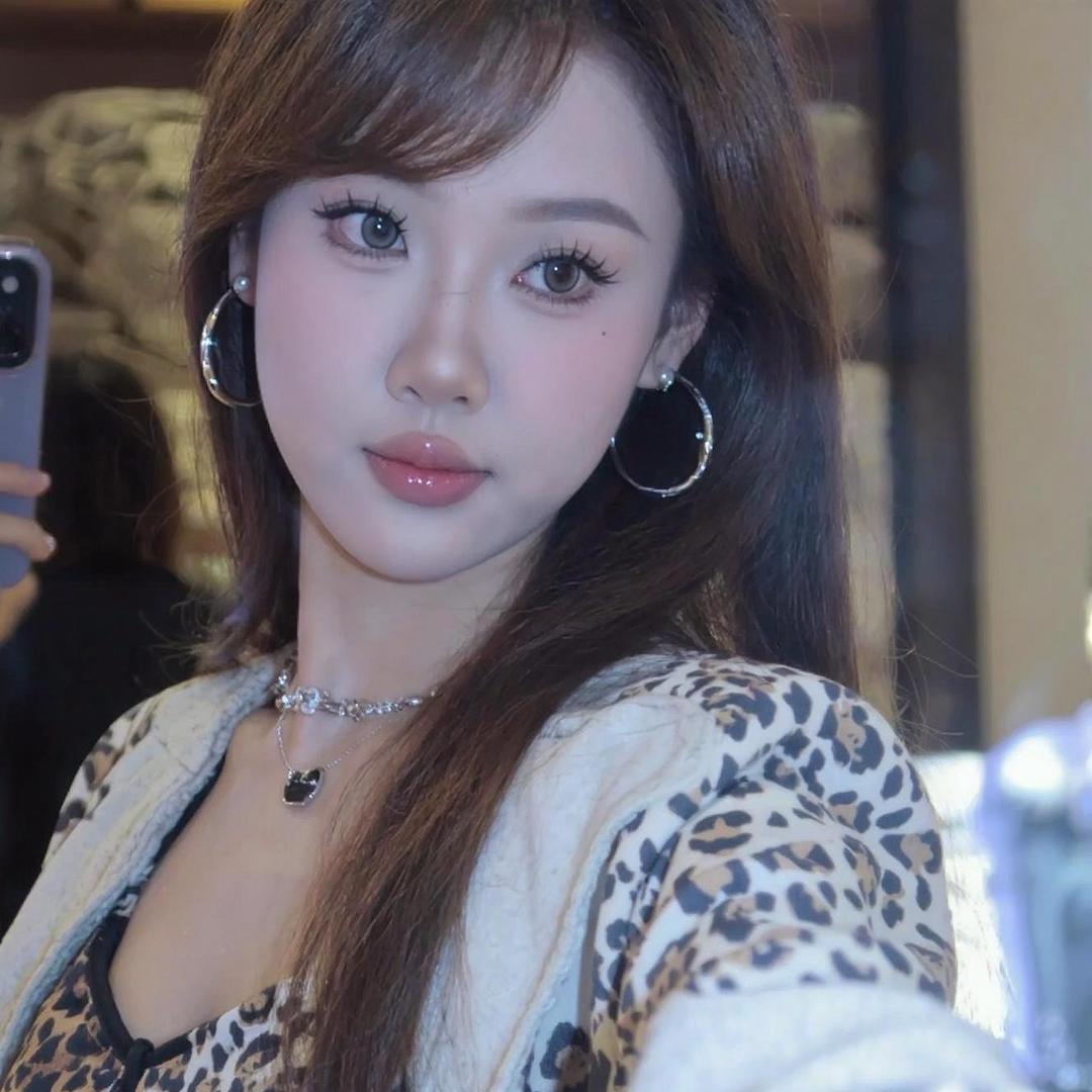 豹小妹