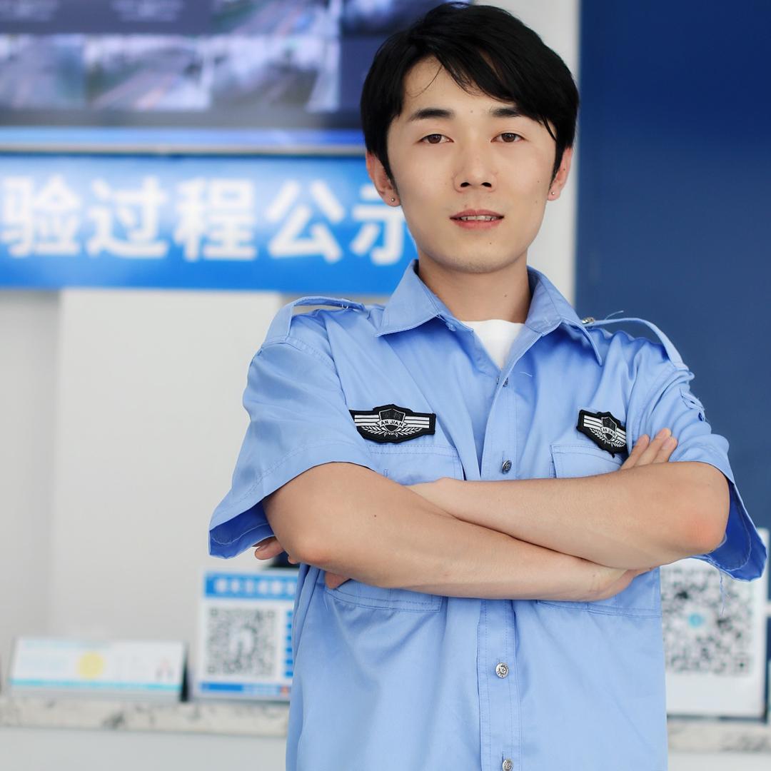 检帝夸哥审车-小周