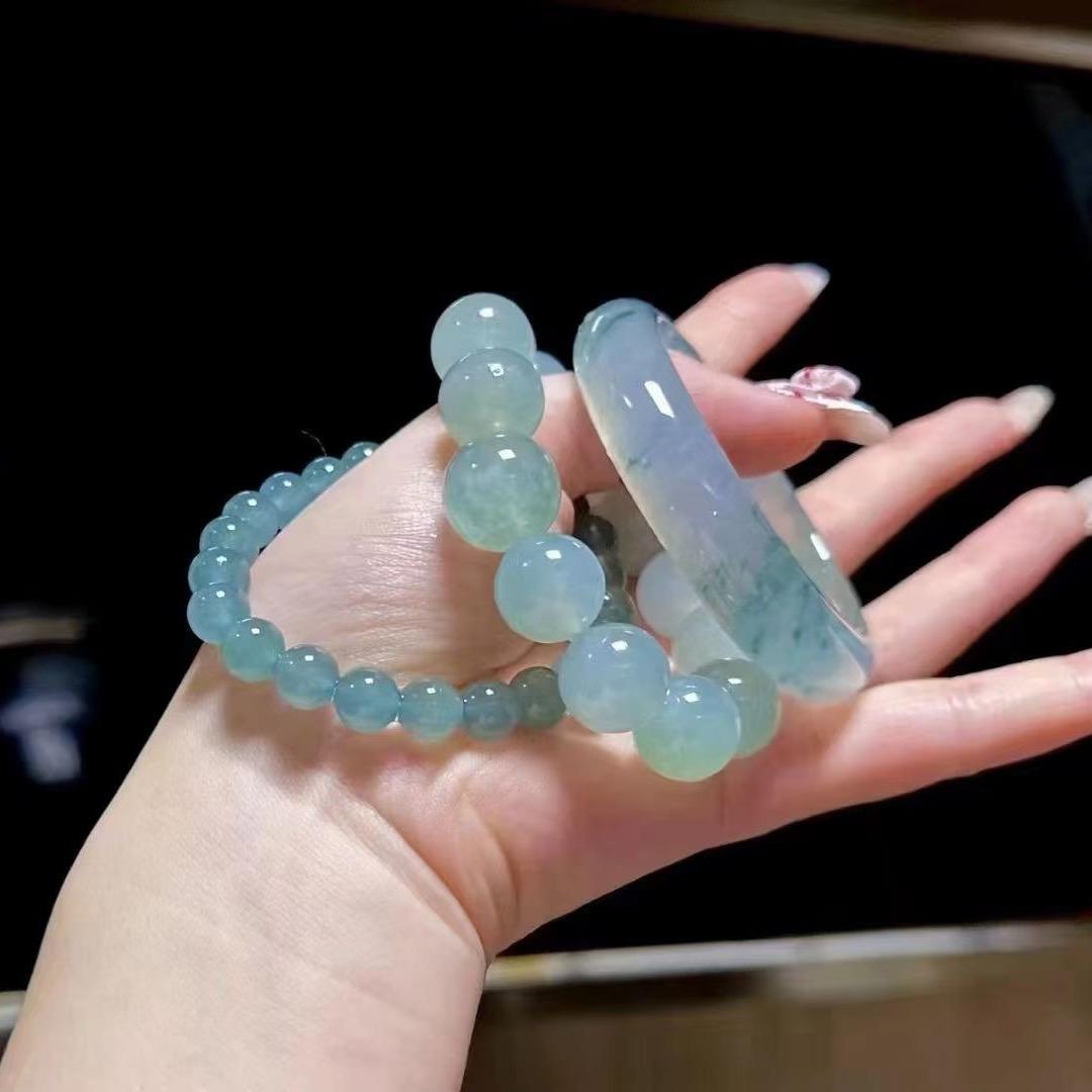 歆玉翡翠