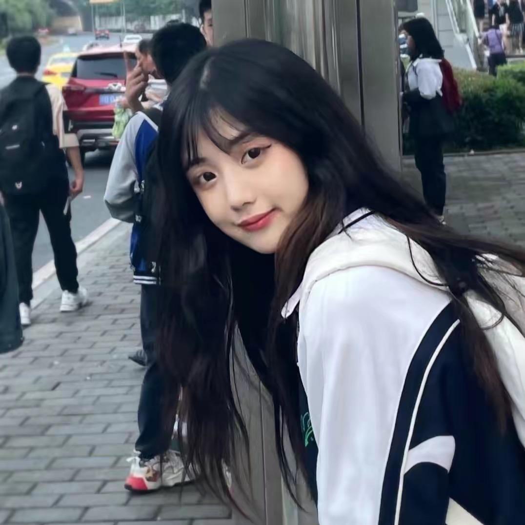 童美鑫.