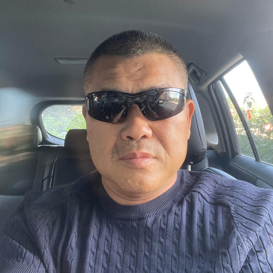 批发服装线：锁边线：华凯线业公司