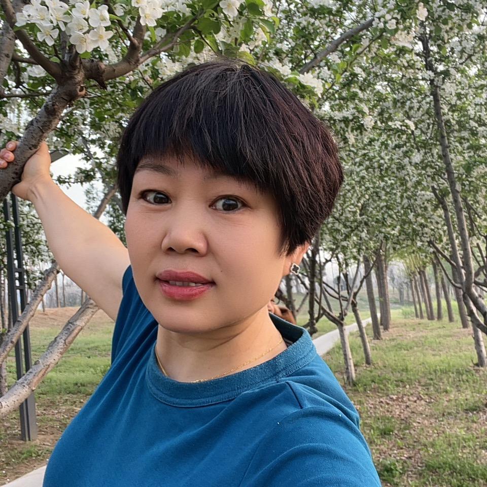 周口七波辉青少年运动装备一华姐