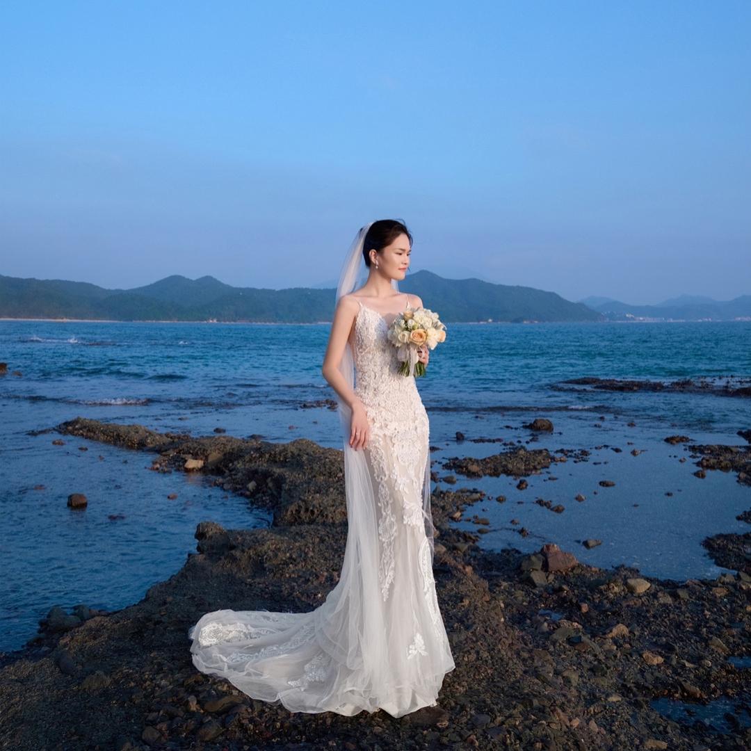 小雨同学女装店