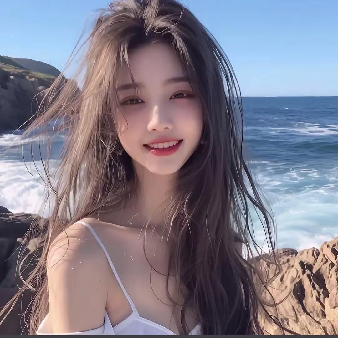 爱笑的女孩💋