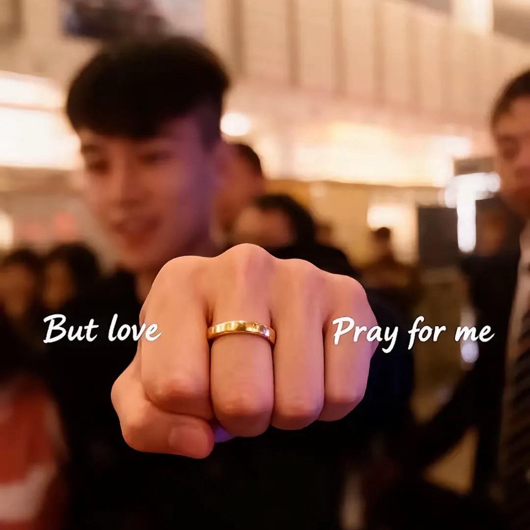 ￴ ￴ ￴￴ ￴ ￴ ￴