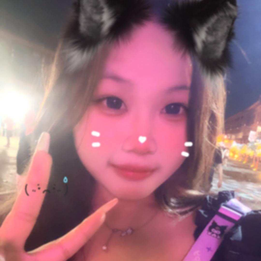 桃桃爱吃香菜.
