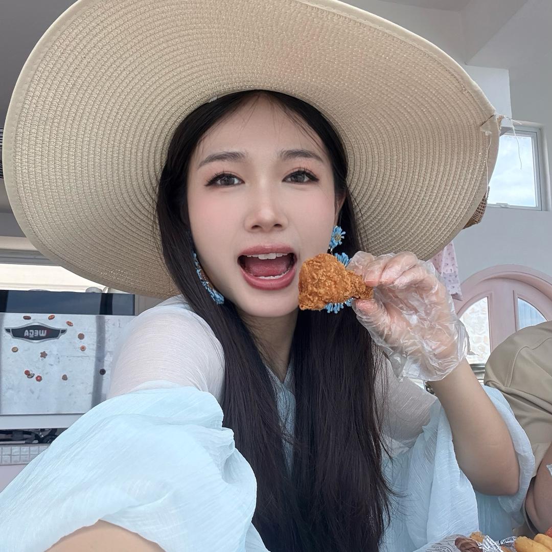 怡百万💭