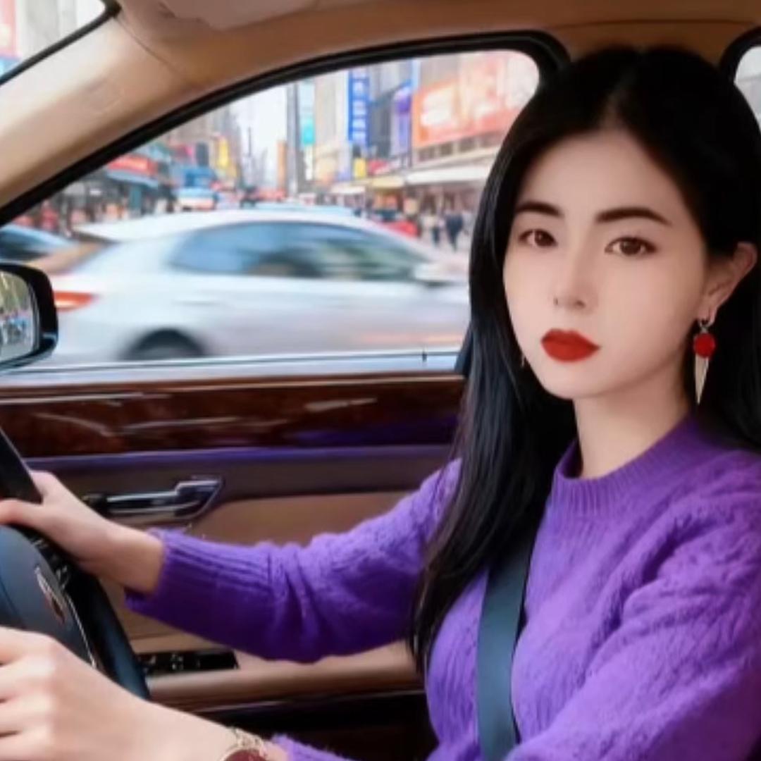 潘燕（潘定斌的亲妹妹