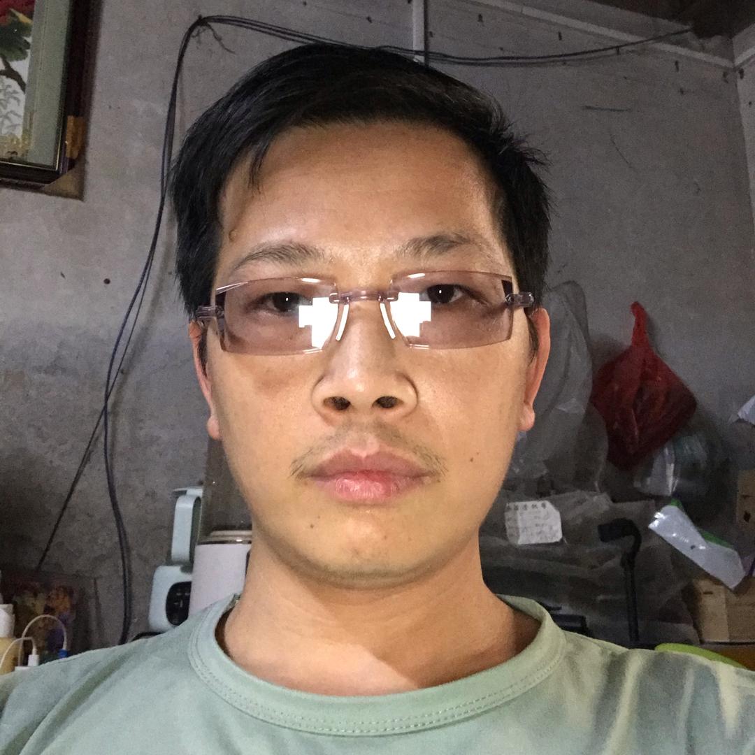 喜欢唱歌的东东