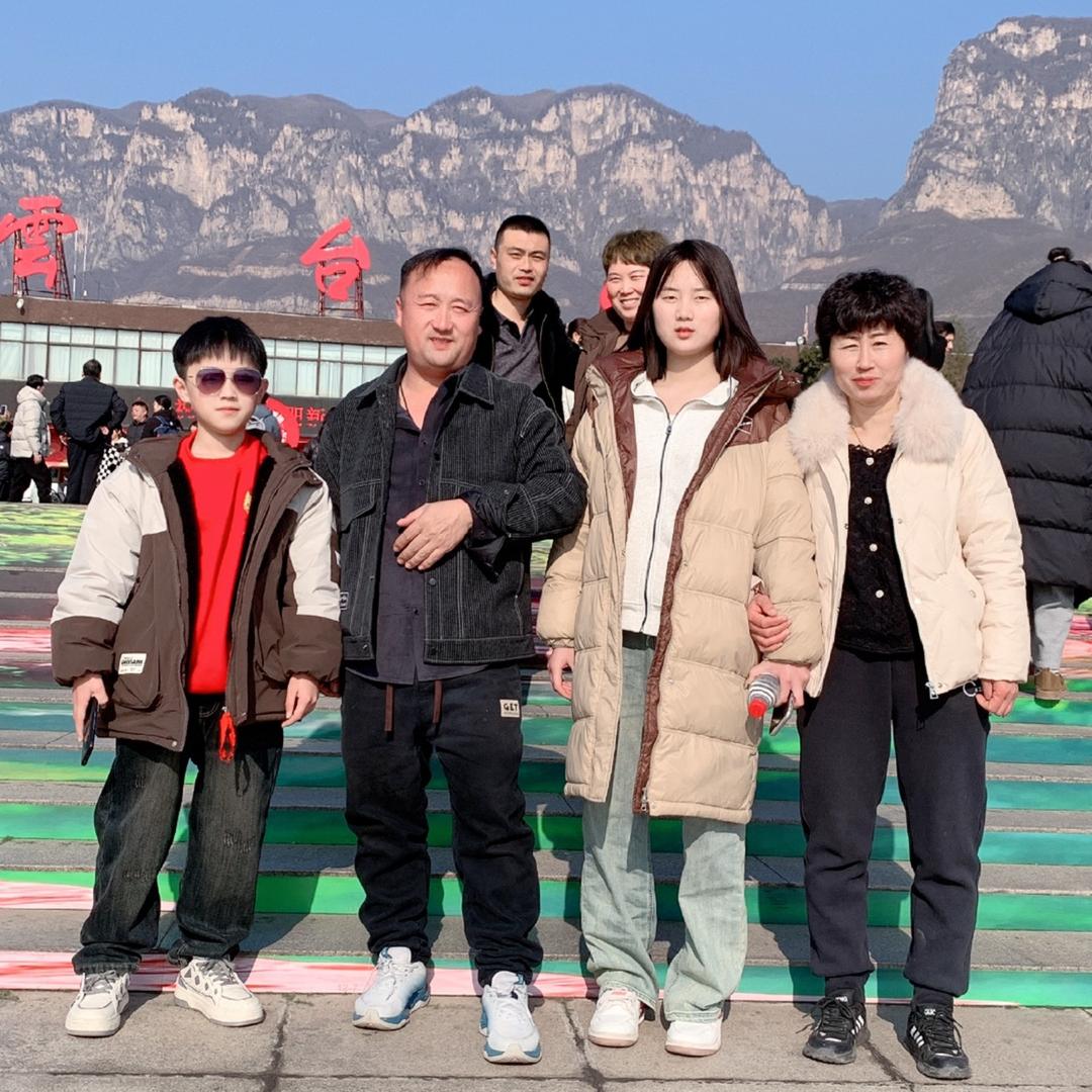刘全寨一含服饰