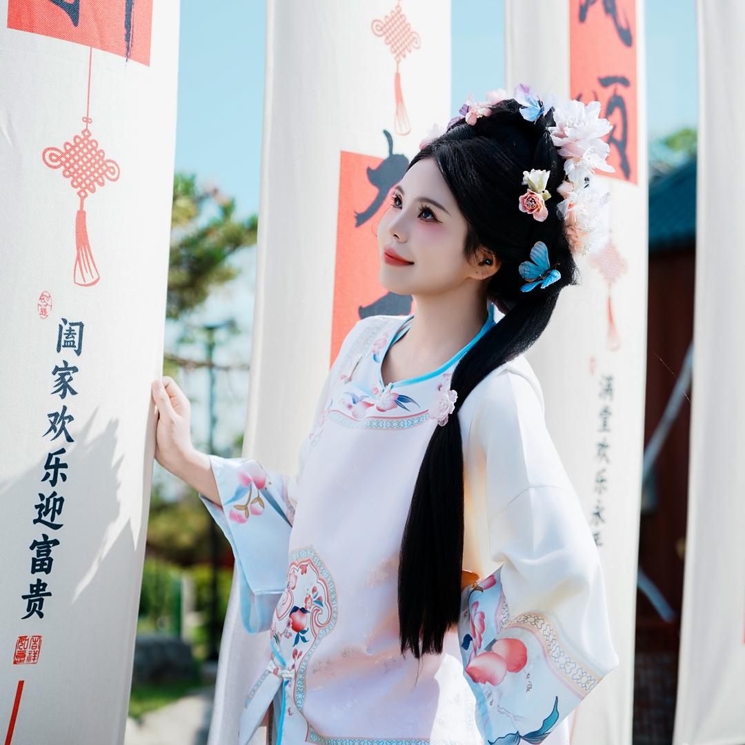 耿  耿