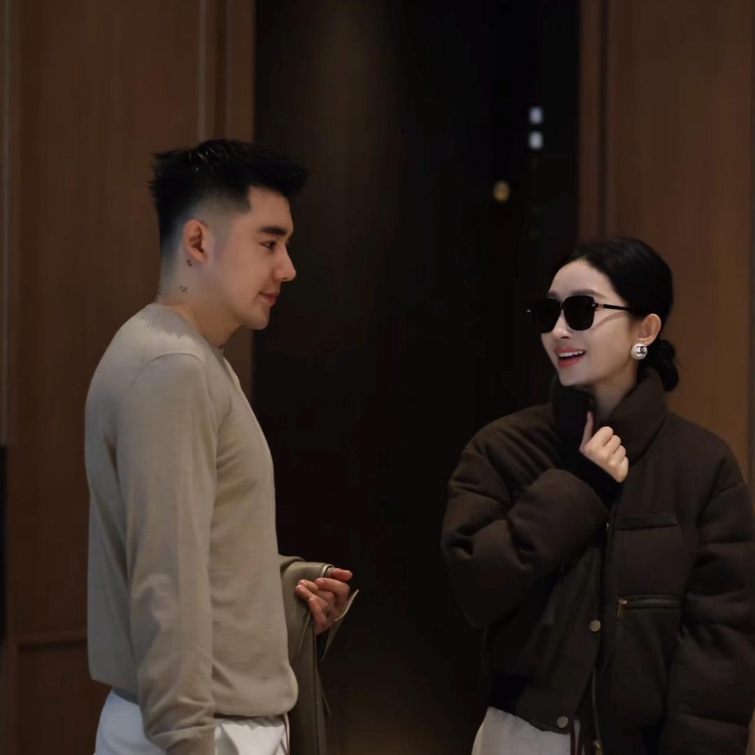 杨圣坤轻奢穿搭