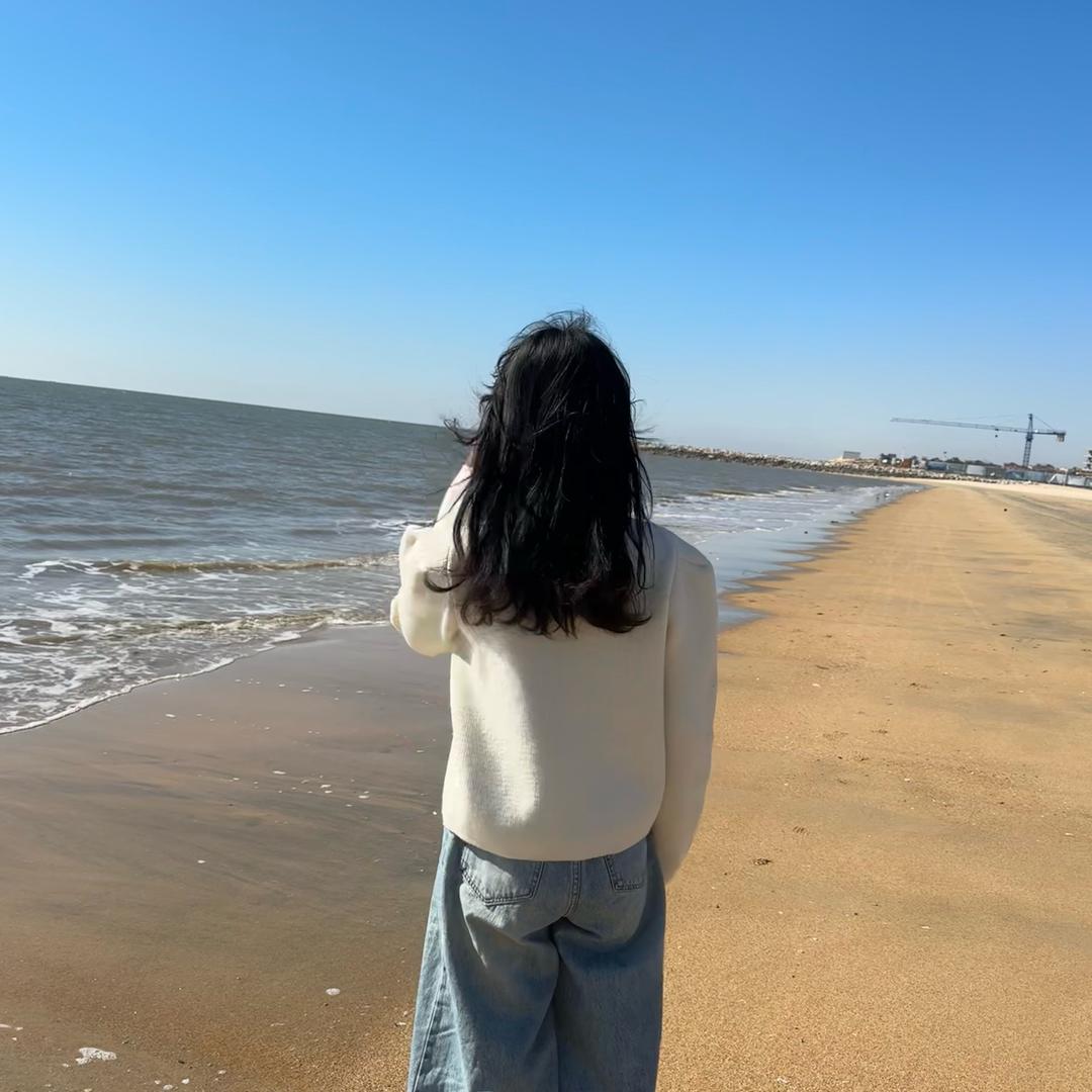 敏 .