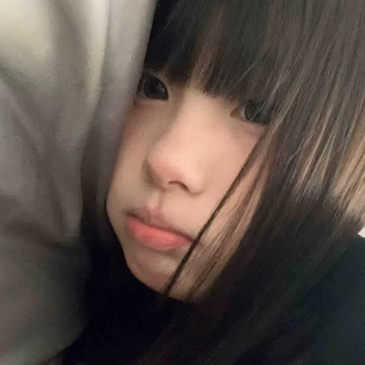安慕希。
