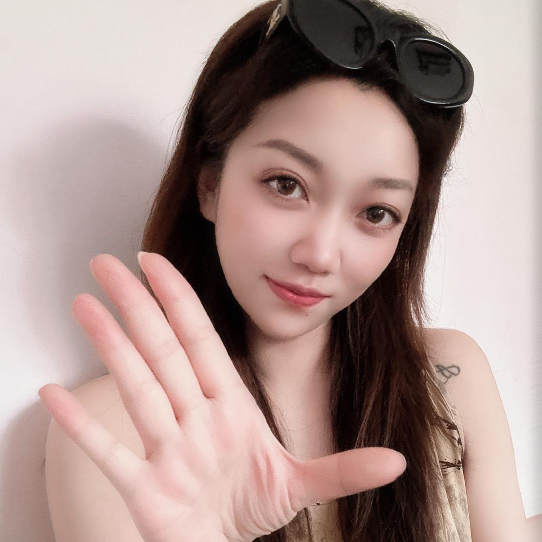 🍓琳小呆(-｡-;