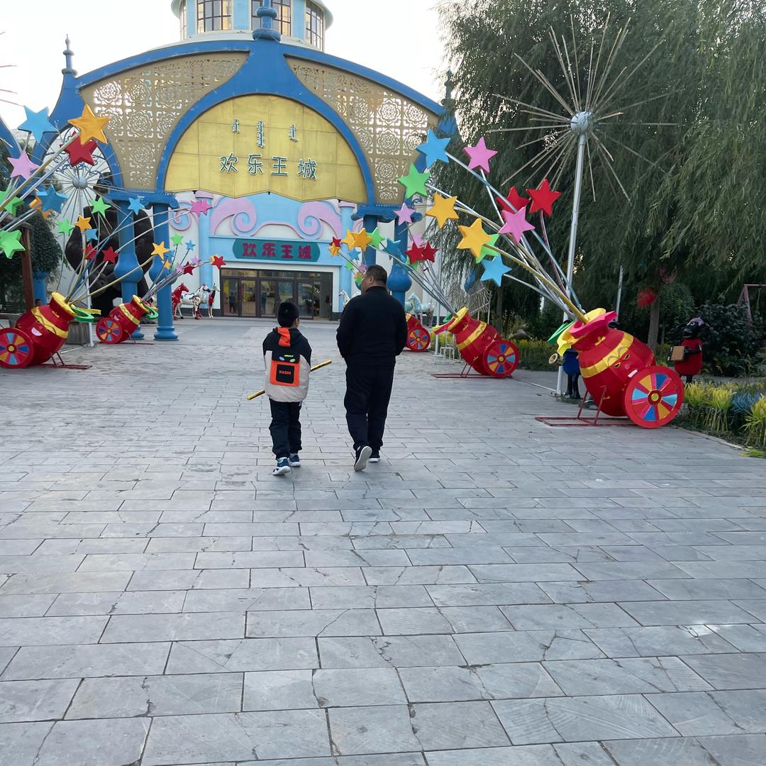 赤峰海信居然之家店