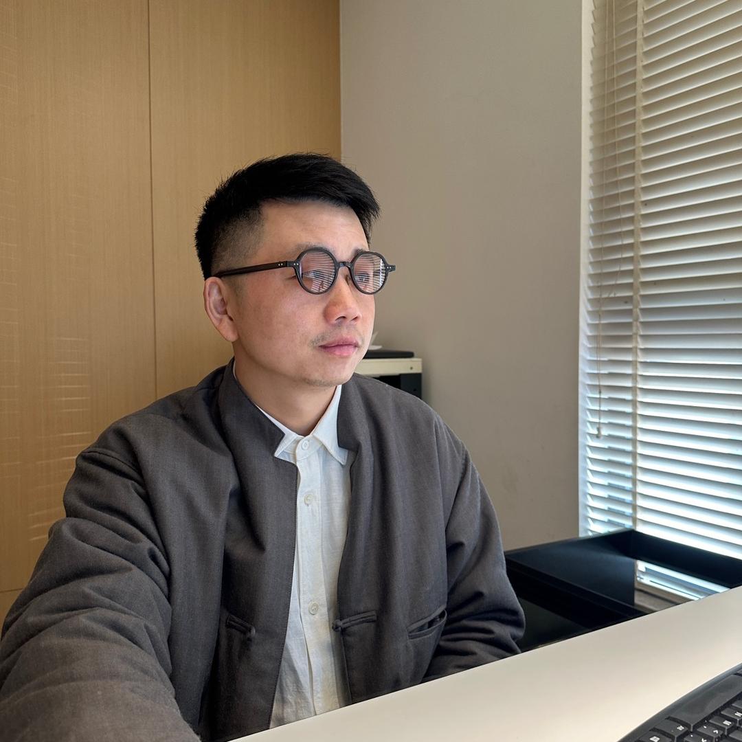 汉品设计林中白狼