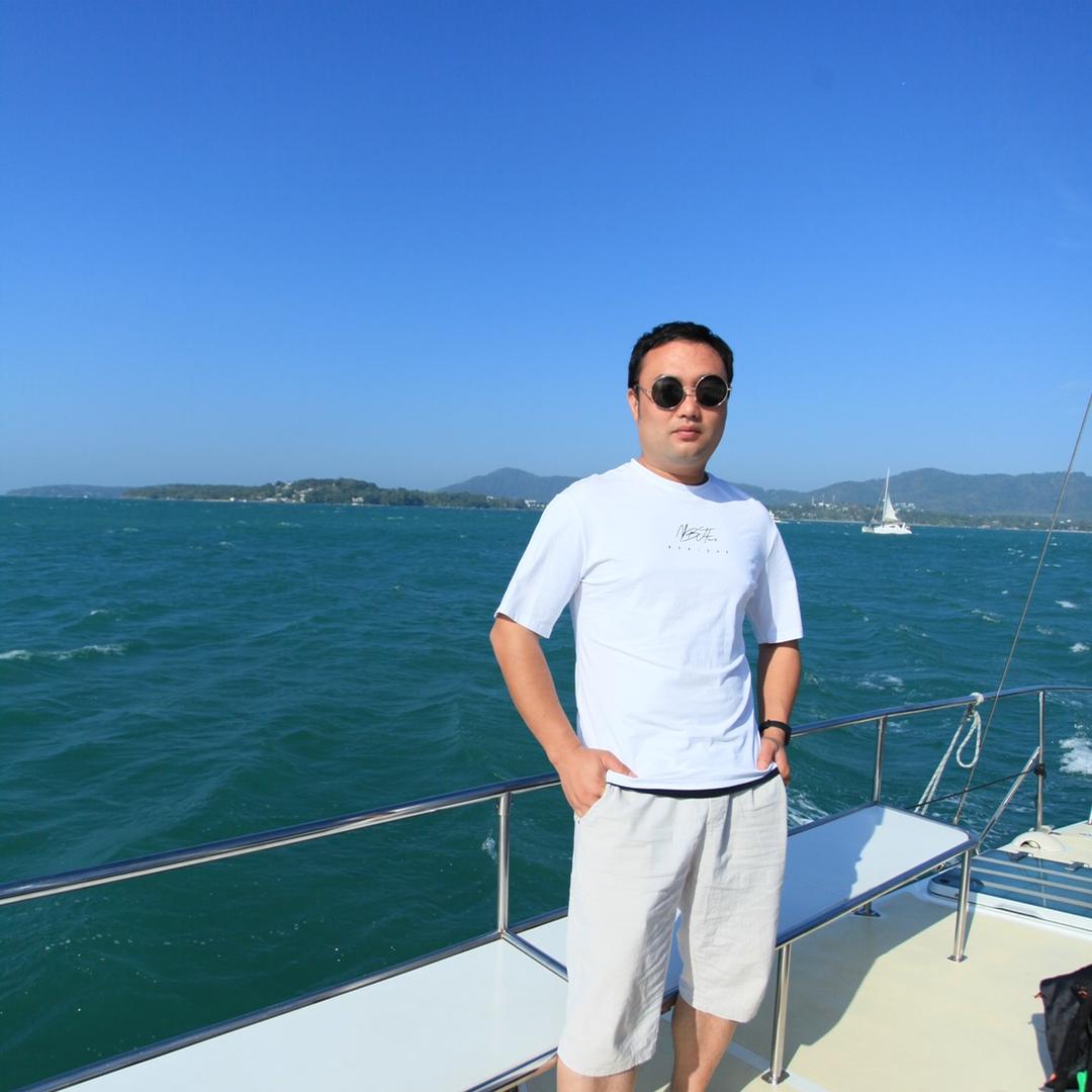 沧海 一叶舟