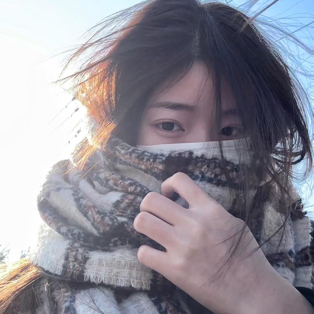 江辞.