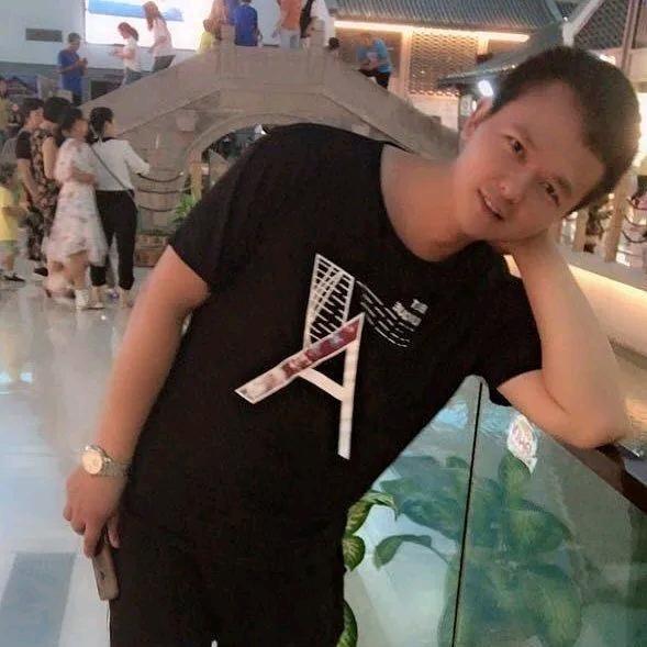 黑旋风地锅鸡铁锅炖大鹅