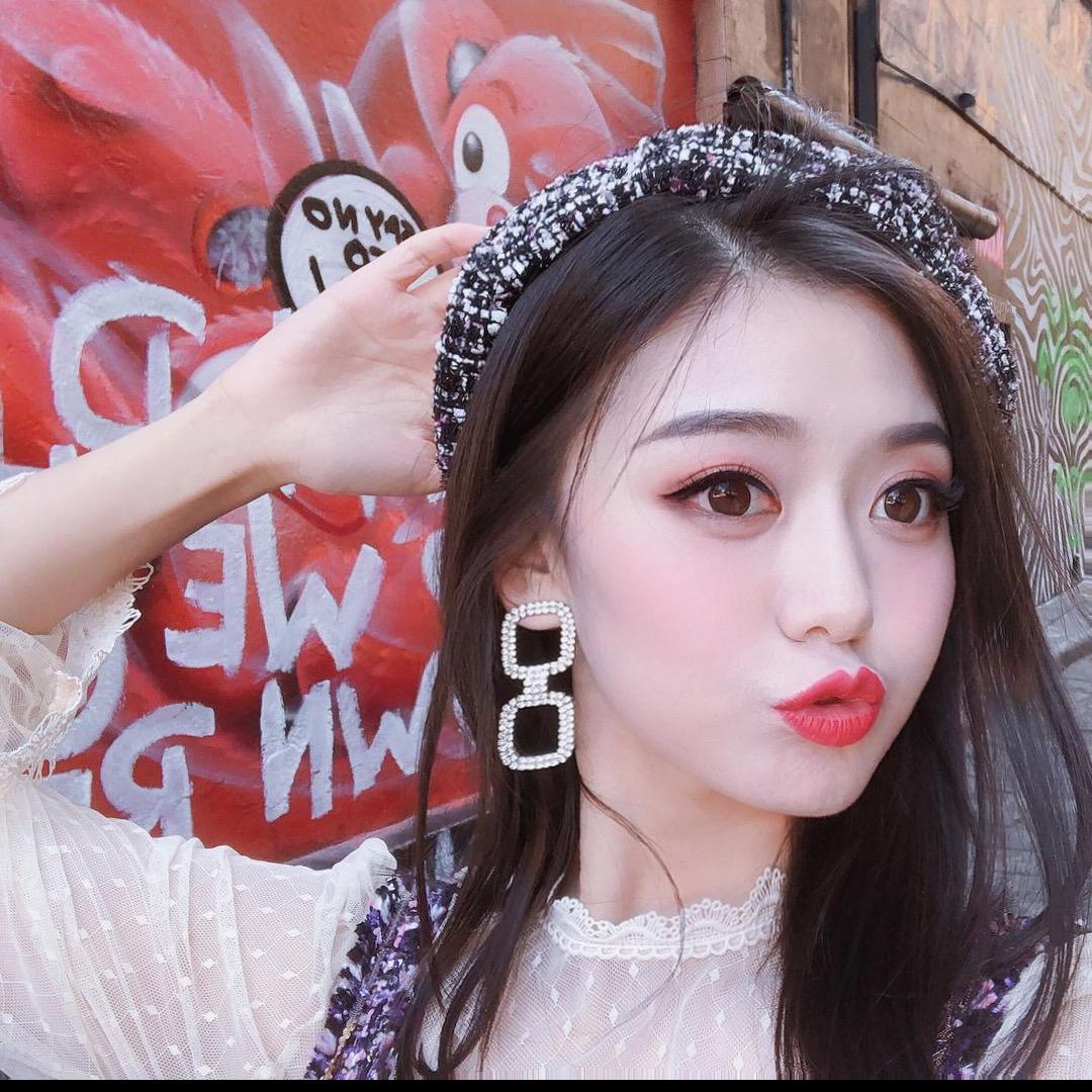 大 婷婷