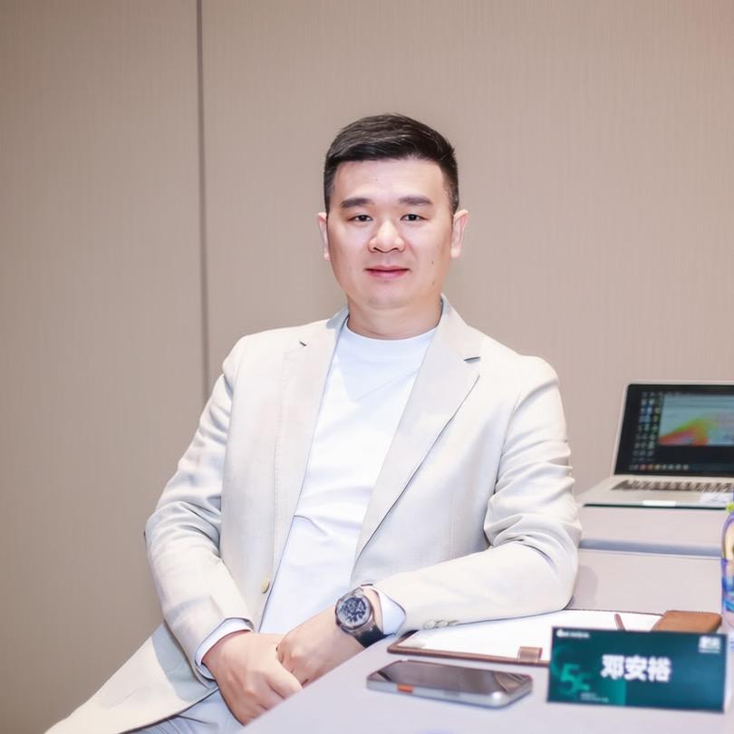 邓安裕 扬名国际|寐宸 创始人