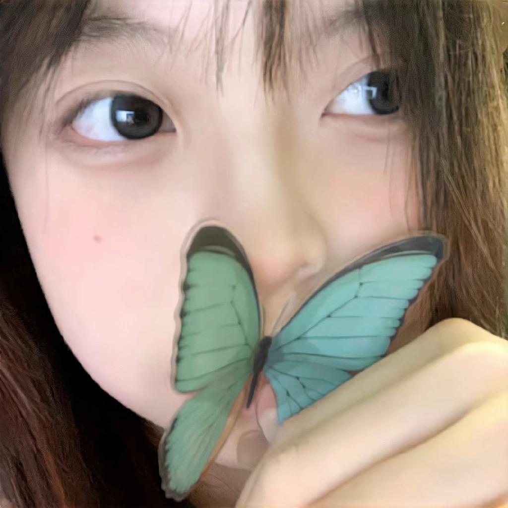 小月月 ☪️