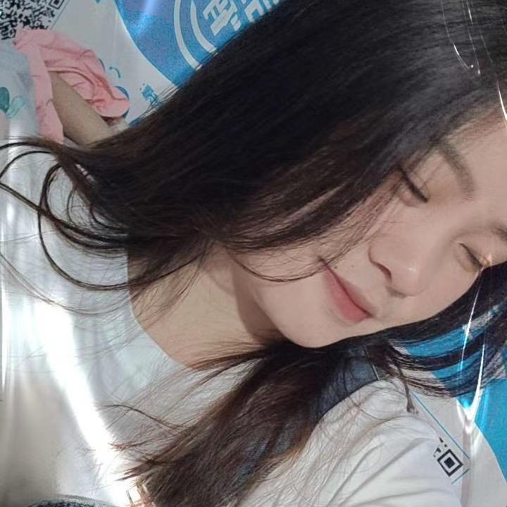 汉堡中的番茄🍅