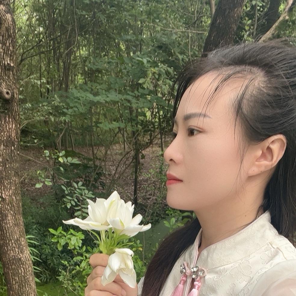 单亲妈妈。 王艳