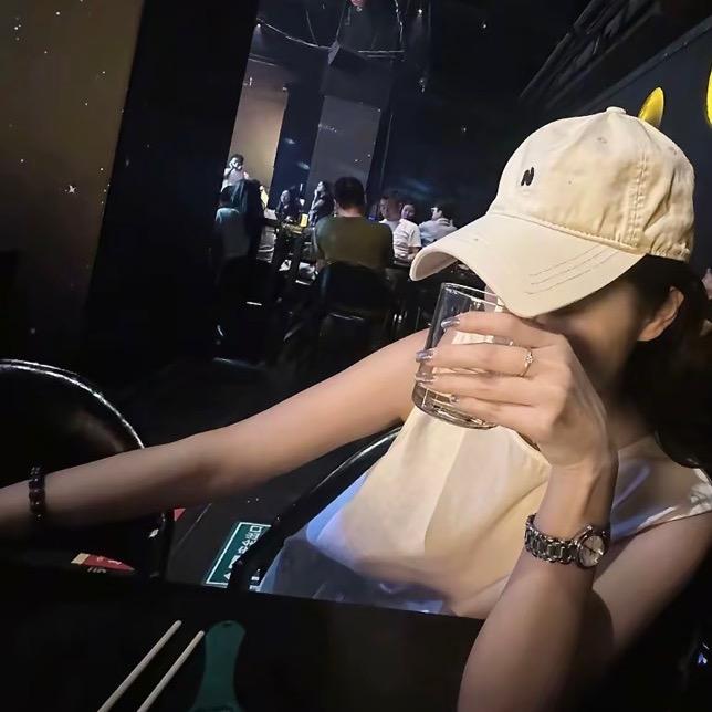哈哈哈哈哈 五哈