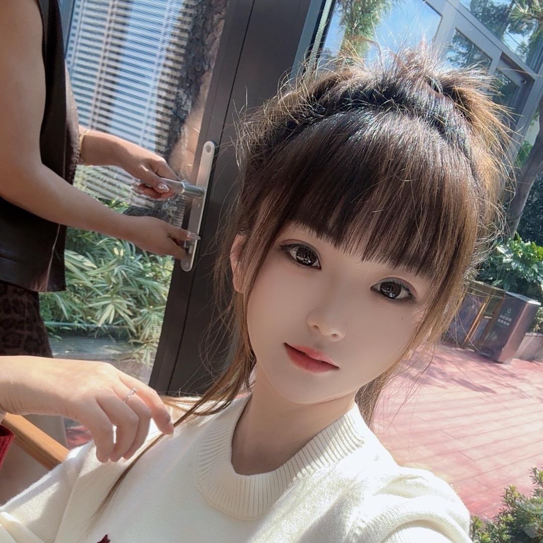 闫家妞妞（专业拉沙石）