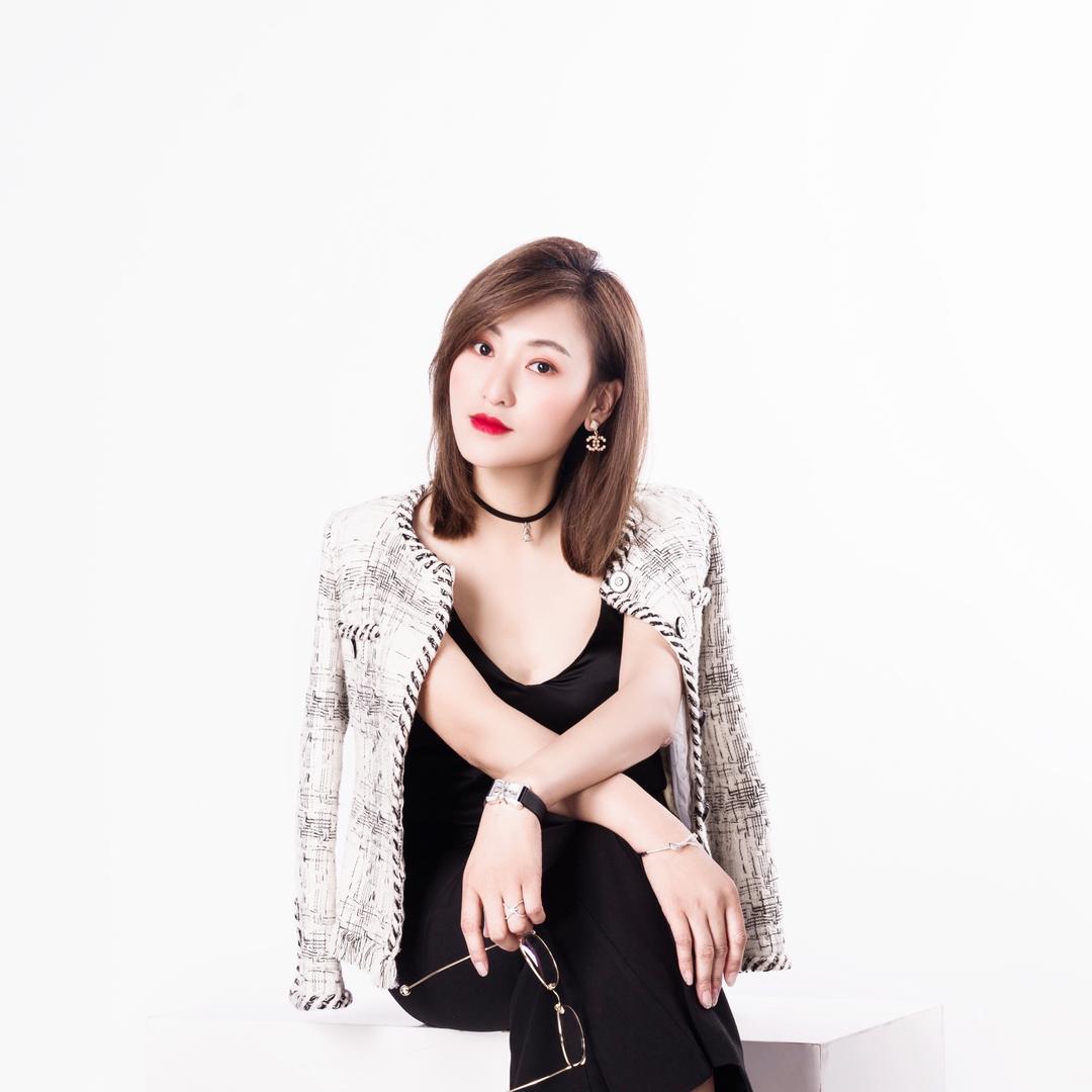 温小姐的婚纱